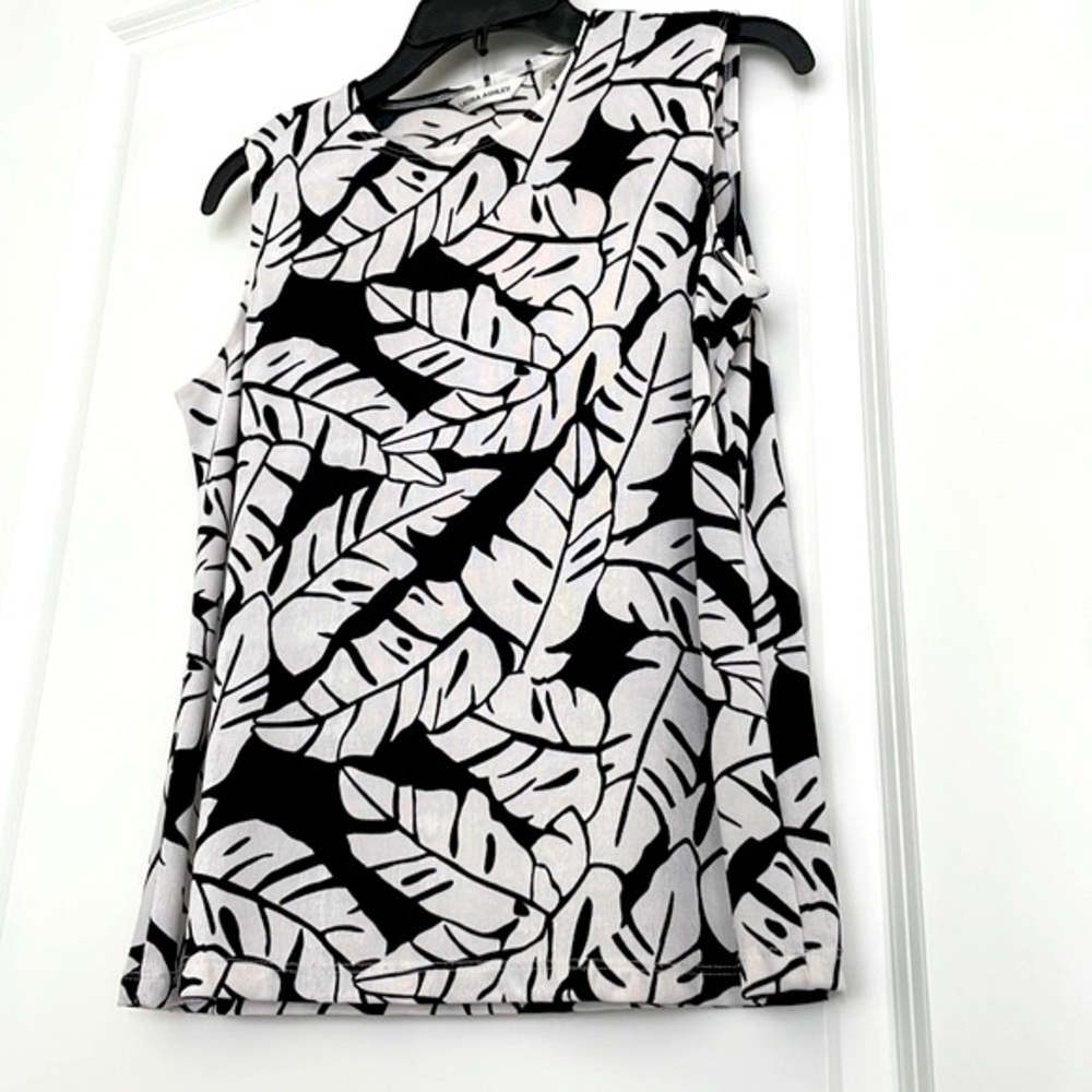 Laura Ashley black & white sleeveless top - Picture 2 of 7